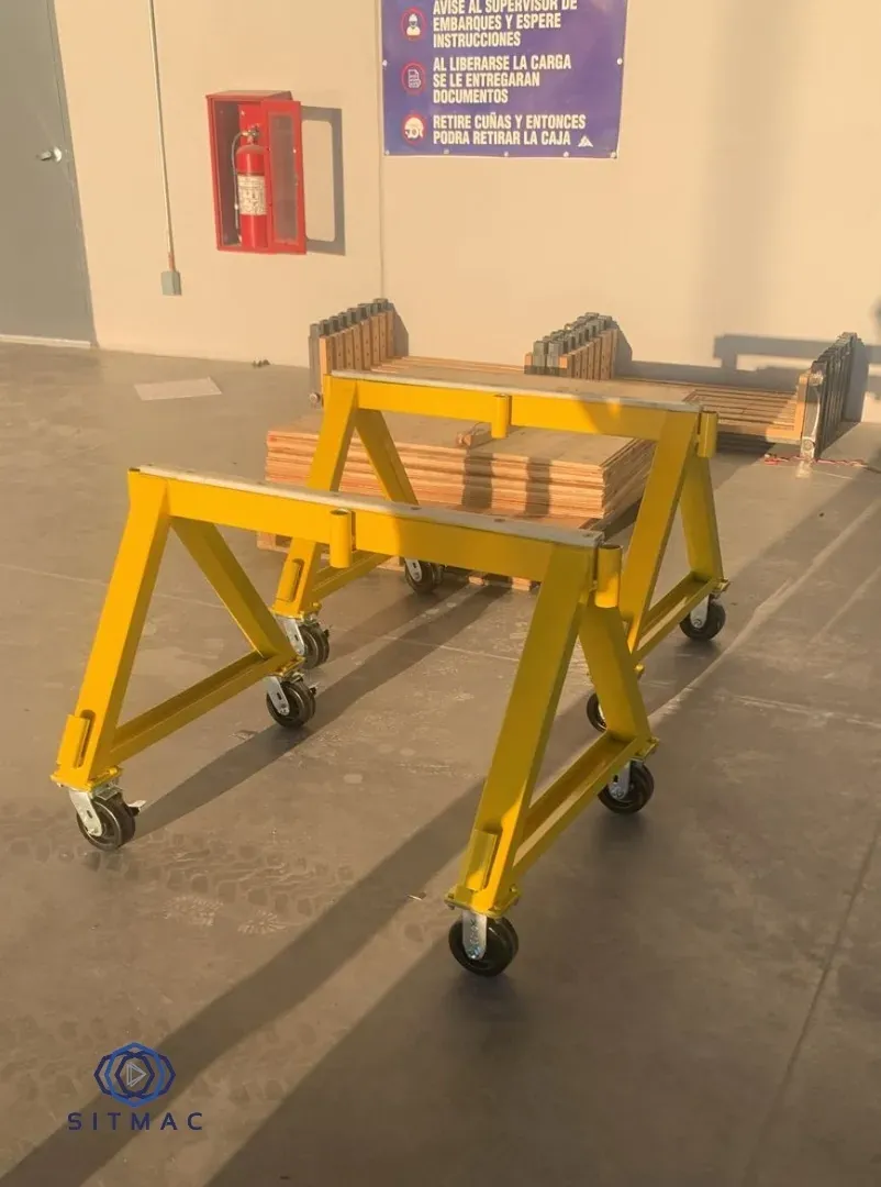 Caballetes terminados y pintados, listos para entrega